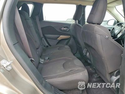 Zdjęcie 11 z 14 samochodu: 2017 JEEP CHEROKEE LATITUDE VIN:1C4PJLCSXHW591778 - miniatura