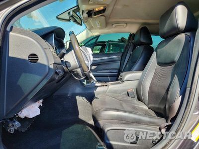 Zdjęcie 7 z 12 samochodu: 2019 CHRYSLER 300 LIMITED VIN:2C3CCAEGXKH568677 - miniatura