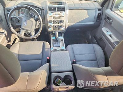 Zdjęcie 8 z 12 samochodu: 2011 FORD ESCAPE XLT VIN:1FMCU0DGXBKC50762 - miniatura