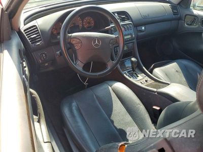 Zdjęcie 8 z 12 samochodu: 2002 MERCEDES-BENZ CLK 430 VIN:WDBLK70G02T107367 - miniatura
