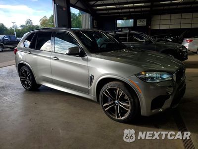 Czwarte zdjęcie samochodu z boku: 2018 BMW X5 M VIN:5YMKT6C54J0Y83698 - miniatura