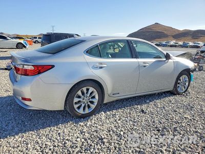 Trzecie zdjęcie samochodu z tyłu: 2014 LEXUS ES 300H VIN:JTHBW1GG4E2049308 - miniatura