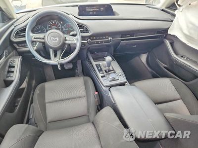 Zdjęcie 8 z 12 samochodu: 2023 MAZDA CX-30 VIN:3MVDMBAM5PM573162 - miniatura