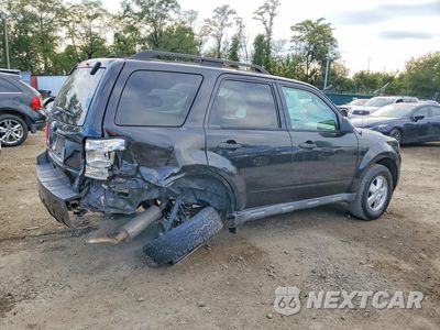 Trzecie zdjęcie samochodu z tyłu: 2011 FORD ESCAPE XLT VIN:1FMCU0D74BKC59652 - miniatura
