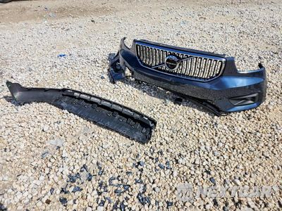 Zdjęcie 13 z 14 samochodu: 2022 VOLVO XC40 T5 MOMENTUM VIN:YV4162UK8N2645434 - miniatura