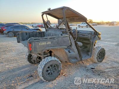 Czwarte zdjęcie samochodu z boku: 2023 CAN-AM DEFENDER UTILITY VEHICLE VIN:3JBUGAX40PK000680 - miniatura