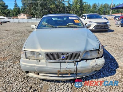 Piąte zdjęcie samochodu w środku: 2001 VOLVO C70 TURBO VIN:YV1NC53D41J016491 - miniatura