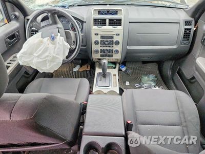 Zdjęcie 8 z 13 samochodu: 2011 FORD ESCAPE XLT VIN:1FMCU0D72BKB03187 - miniatura