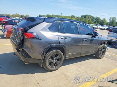 Trzecie zdjęcie samochodu z tyłu: 2021 TOYOTA RAV4 XSE VIN:4T3E6RFV0MU063404 - miniatura