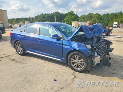 Czwarte zdjęcie samochodu z boku: 2016 HYUNDAI SONATA SPORT VIN:5NPE34AF9GH271014 - miniatura