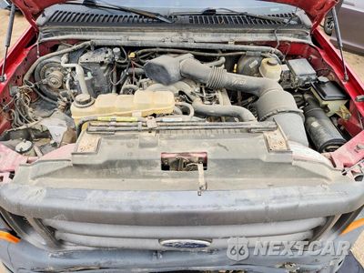 Zdjęcie 11 z 12 samochodu: 2000 FORD F250 SUPER DUTY VIN:1FTNF21S4YEE37305 - miniatura