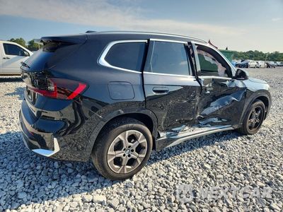 Trzecie zdjęcie samochodu z tyłu: 2025 BMW X1 XDRIVE28I VIN:WBX73EF01S5219150 - miniatura