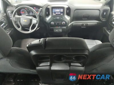 Zdjęcie 8 z 12 samochodu: 2020 CHEVROLET SILVERADO K1500 VIN:1GCUYAEF3LZ193211 - miniatura