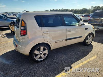 Trzecie zdjęcie samochodu z tyłu: 2011 KIA SOUL ! VIN:KNDJT2A20B7729391 - miniatura