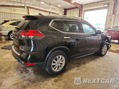 Trzecie zdjęcie samochodu z tyłu: 2017 NISSAN ROGUE SV VIN:5N1AT2MV2HC739180 - miniatura