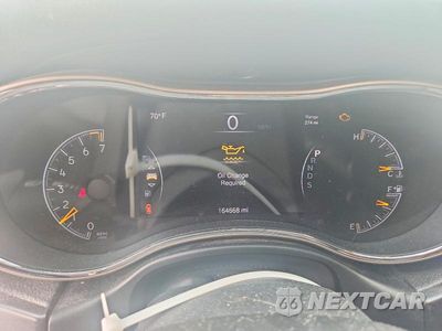 Zdjęcie 9 z 14 samochodu: 2014 JEEP GRAND CHEROKEE LAREDO VIN:1C4RJEAG5EC239806 - miniatura