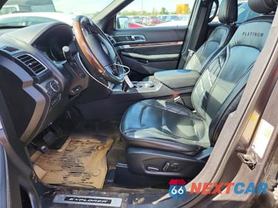 Zdjęcie 7 z 13 samochodu: 2018 FORD EXPLORER PLATINUM VIN:1FM5K8HT5JGC24835 - miniatura