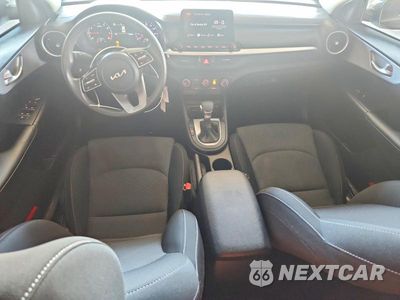 Zdjęcie 8 z 13 samochodu: 2024 KIA FORTE LXS VIN:3KPF24AD6RE784461 - miniatura