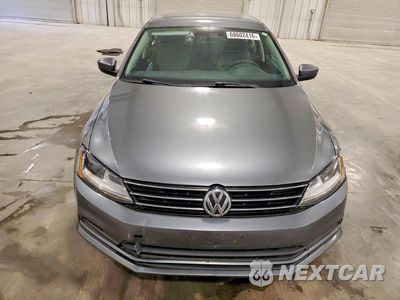 Piąte zdjęcie samochodu w środku: 2017 VOLKSWAGEN JETTA S VIN:3VW2B7AJ7HM228778 - miniatura