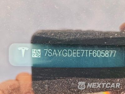 Zdjęcie 12 z 12 samochodu: 2026 TESLA MODEL Y VIN:7SAYGDEE7TF605877 - miniatura