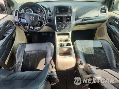 Zdjęcie 8 z 13 samochodu: 2017 DODGE GRAND CARAVAN SXT VIN:2C4RDGCG1HR773140 - miniatura