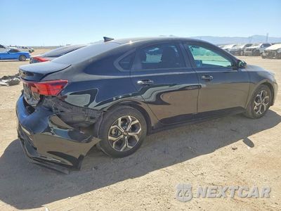 Trzecie zdjęcie samochodu z tyłu: 2021 KIA FORTE LXS VIN:3KPF24ADXME340508 - miniatura