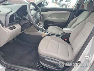 Zdjęcie 7 z 13 samochodu: 2019 HYUNDAI ELANTRA SE VIN:KMHD74LF0KU887353 - miniatura