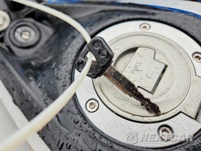 Zdjęcie 8 z 9 samochodu: 2025 YAMAHA MTN690 VIN:JYARM48E4SA002863 - miniatura
