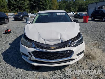 Piąte zdjęcie samochodu w środku: 2017 CHEVROLET CRUZE LT VIN:1G1BE5SM0H7238546 - miniatura