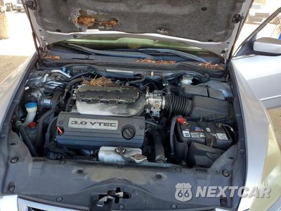 Zdjęcie 11 z 12 samochodu: 2003 HONDA ACCORD EX VIN:1HGCM66503A098681 - miniatura