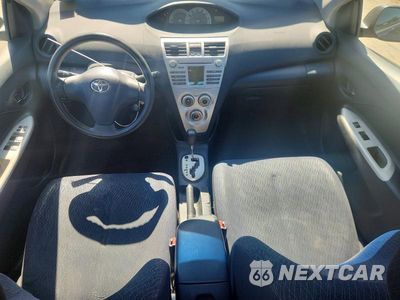 Zdjęcie 8 z 12 samochodu: 2008 TOYOTA YARIS BASE VIN:JTDBT923481191567 - miniatura