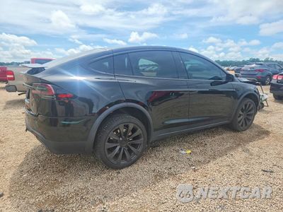 Trzecie zdjęcie samochodu z tyłu: 2022 TESLA MODEL X VIN:7SAXCBE59NF361244 - miniatura