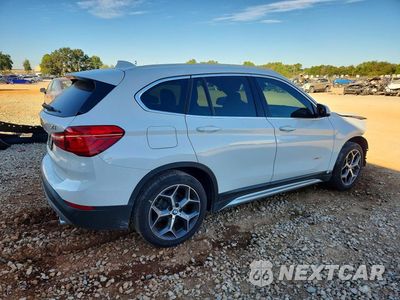 Trzecie zdjęcie samochodu z tyłu: 2017 BMW X1 XDRIVE28I VIN:WBXHT3Z35H4A65302 - miniatura