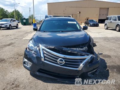 Piąte zdjęcie samochodu w środku: 2013 NISSAN ALTIMA 2.5 VIN:1N4AL3AP9DC287793 - miniatura