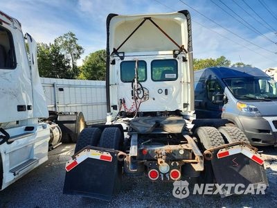 Zdjęcie 6 z 13 samochodu: 2020 FREIGHTLINER CASCADIA 116 SEMI TRUCK VIN:1FUBHTDV2LLLX7482 - miniatura