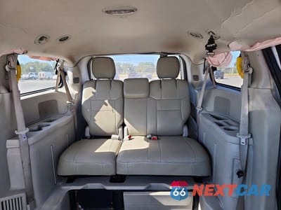 Zdjęcie 10 z 13 samochodu: 2015 DODGE GRAND CARAVAN SE VIN:2C7WDGBG2FR614132 - miniatura