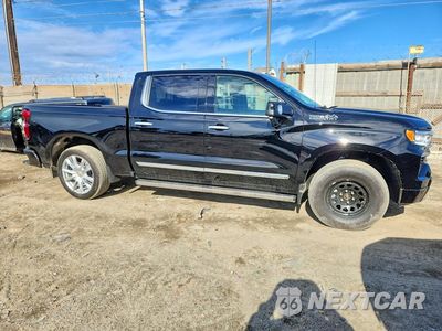 Czwarte zdjęcie samochodu z boku: 2026 CHEVROLET SILVERADO K1500 HIGH COUNTRY VIN:1GCUKJEL4TZ228118 - miniatura