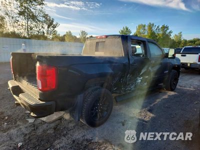 Trzecie zdjęcie samochodu z tyłu: 2017 CHEVROLET SILVERADO K1500 LTZ VIN:3GCUKSEC4HG433483 - miniatura