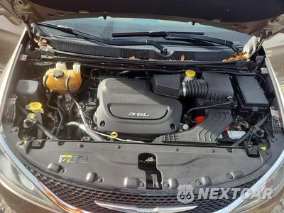 Zdjęcie 12 z 14 samochodu: 2017 CHRYSLER PACIFICA LIMITED VIN:2C4RC1GG7HR769975 - miniatura