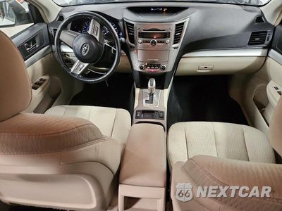 Zdjęcie 8 z 13 samochodu: 2011 SUBARU OUTBACK 2.5I PREMIUM VIN:4S4BRBGC2B3380031 - miniatura