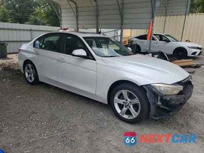 Czwarte zdjęcie samochodu z boku: 2015 BMW 328 XI SULEV VIN:WBA3B5C52FF961634 - miniatura