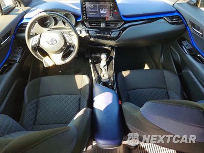 Zdjęcie 8 z 12 samochodu: 2021 TOYOTA C-HR XLE VIN:JTNKHMBX3M1111298 - miniatura