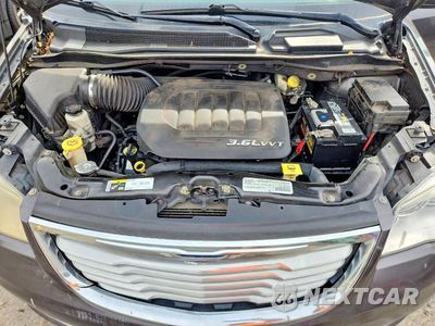 Zdjęcie 12 z 13 samochodu: 2016 CHRYSLER TOWN & COUNTRY TOURING VIN:2C4RC1BG6GR299380 - miniatura