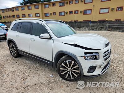 Czwarte zdjęcie samochodu z boku: 2023 MERCEDES-BENZ GLB 250 VIN:W1N4M4GBXPW278764 - miniatura