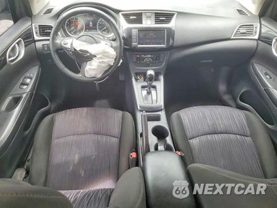 Zdjęcie 8 z 12 samochodu: 2019 NISSAN SENTRA SV VIN:3N1AB7AP1KY357766 - miniatura