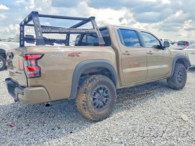Trzecie zdjęcie samochodu z tyłu: 2023 NISSAN FRONTIER PRO-4X VIN:1N6ED1EK4PN624999 - miniatura