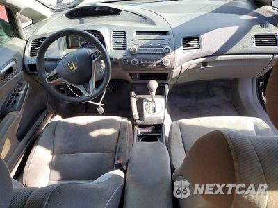Zdjęcie 8 z 12 samochodu: 2010 HONDA CIVIC LX VIN:2HGFA1F54AH300574 - miniatura