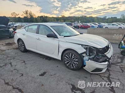 Czwarte zdjęcie samochodu z boku: 2025 NISSAN ALTIMA SV VIN:1N4BL4DV6SN306015 - miniatura