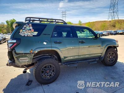 Trzecie zdjęcie samochodu z tyłu: 2020 TOYOTA 4RUNNER TRD PRO VIN:JTEBU5JR7L5771758 - miniatura