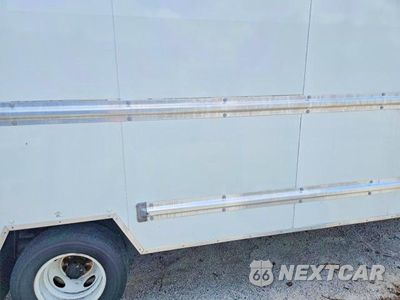 Zdjęcie 11 z 13 samochodu: 2023 FORD ECONOLINE E350 SUPER DUTY CUTAWAY VAN VIN:1FDWE3FN7PDD03470 - miniatura
